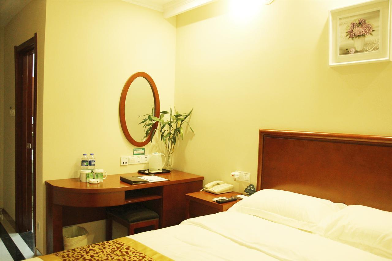 Greentree Inn High Tech Changzhi Road Subway Station Business Hotel Taiyuan  Exterior photo